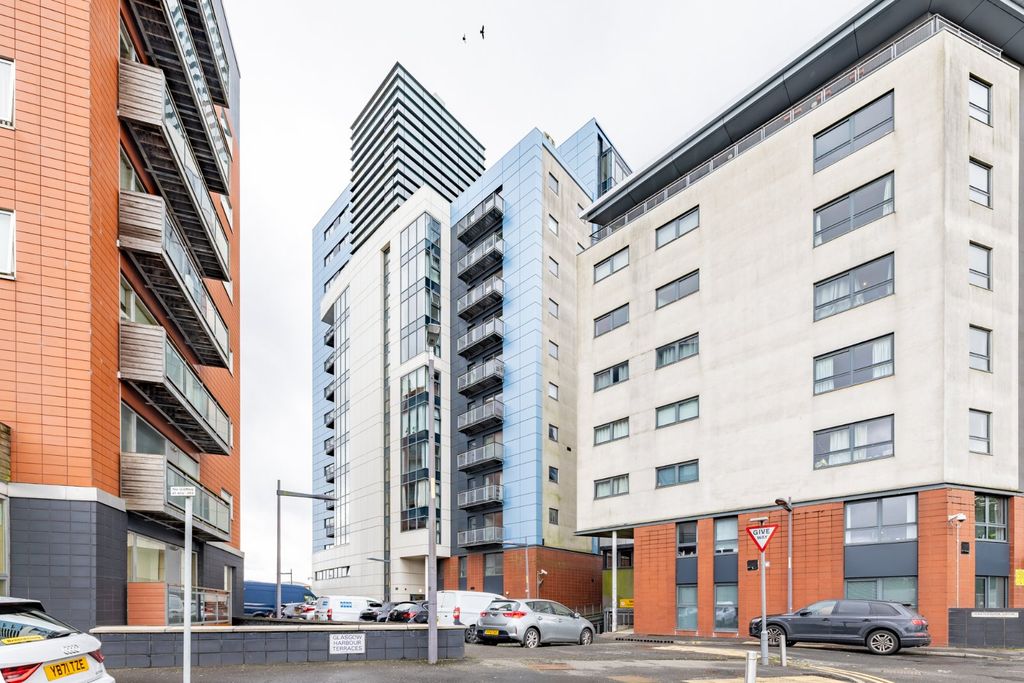 Property photo 1 of 18 Picture 1