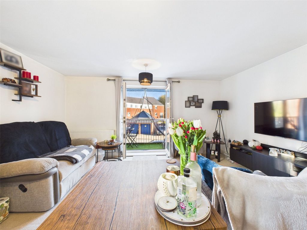 Property photo 2 of 8 Picture No. 05