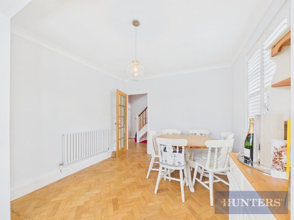 Property photo 3 of 26 Cam03444G0-Pr0138-Still017.Jpg