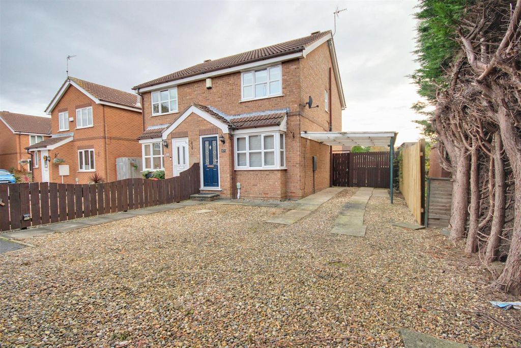 Property photo 1 of 12 Img_9734-Img_9736_Lzn.Jpg