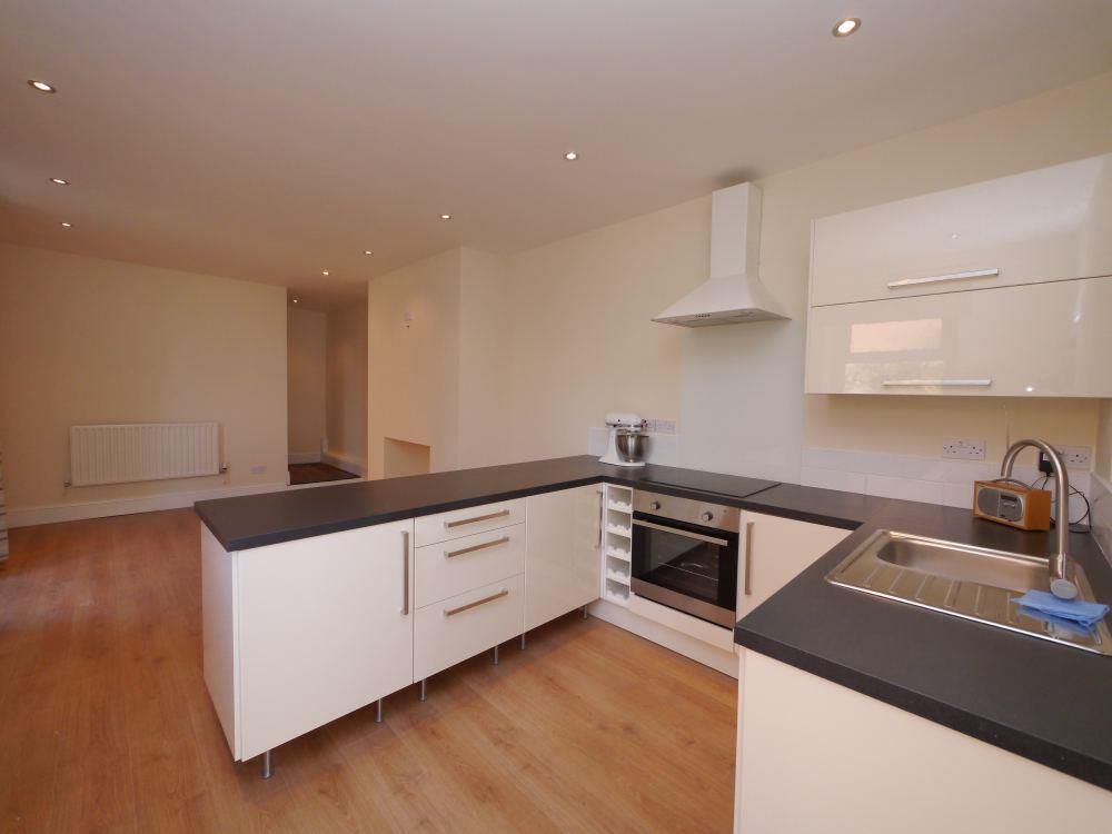 Property photo 2 of 8 2