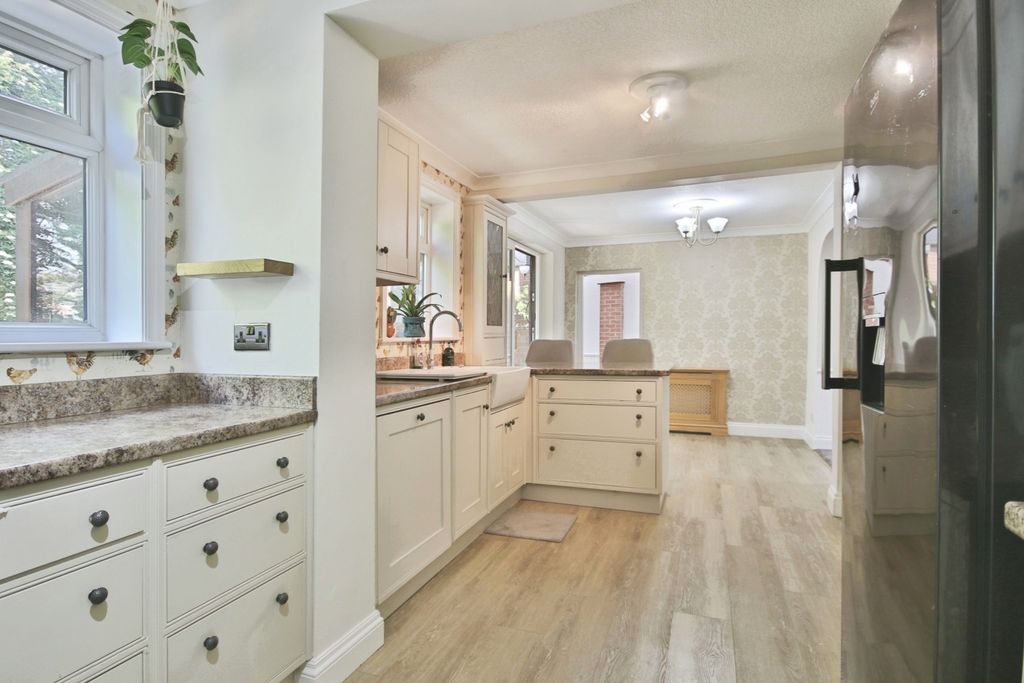 Property photo 1 of 26 3223474