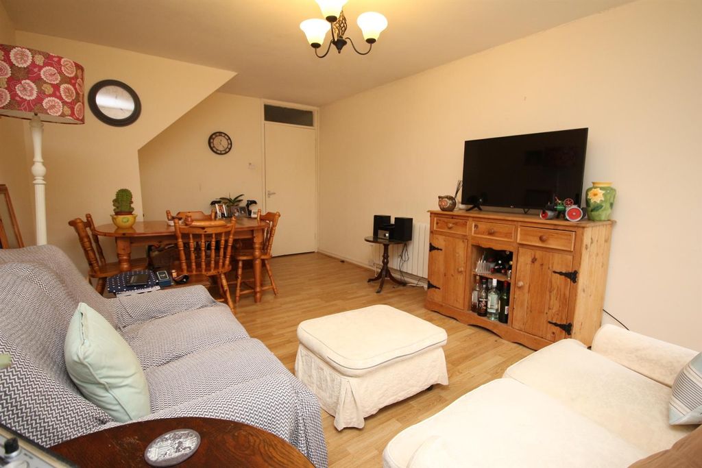 Additional image 10 of 2 bed maisonette for saleMaltings Close, Halesworth IP19