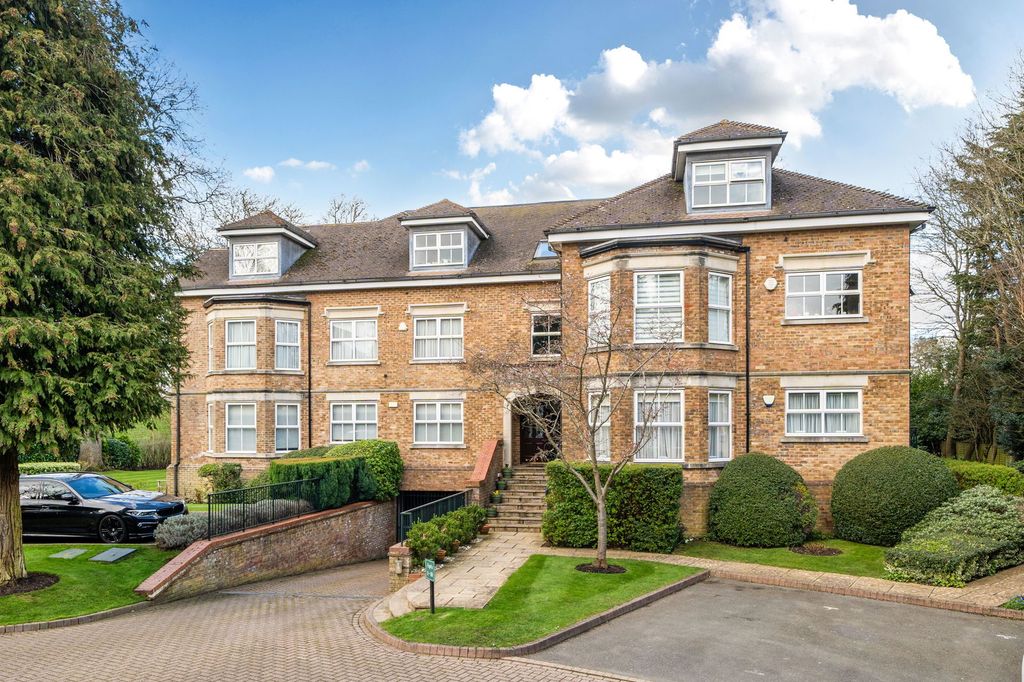 Property photo 1 of 15