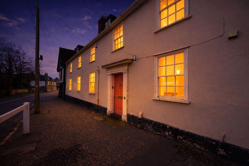 Property photo 1 of 57