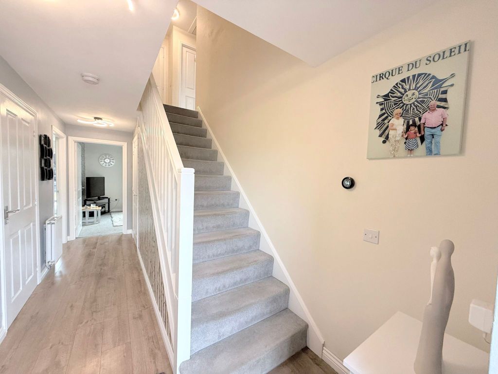 Property photo 2 of 29