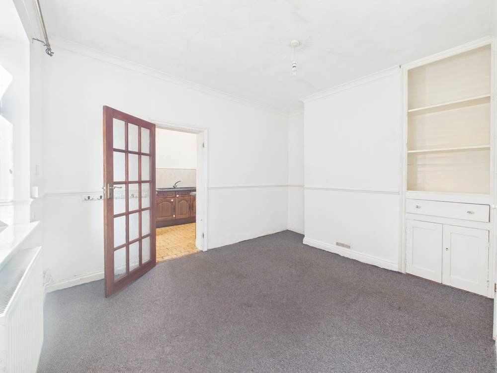 Property photo 3 of 10 Picture No. 05
