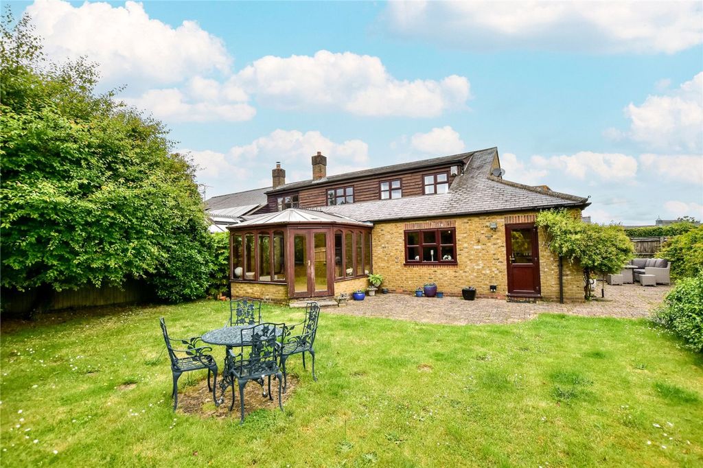 Property photo 2 of 41 Picture No. 46