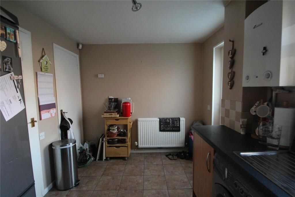 Property photo 3 of 8