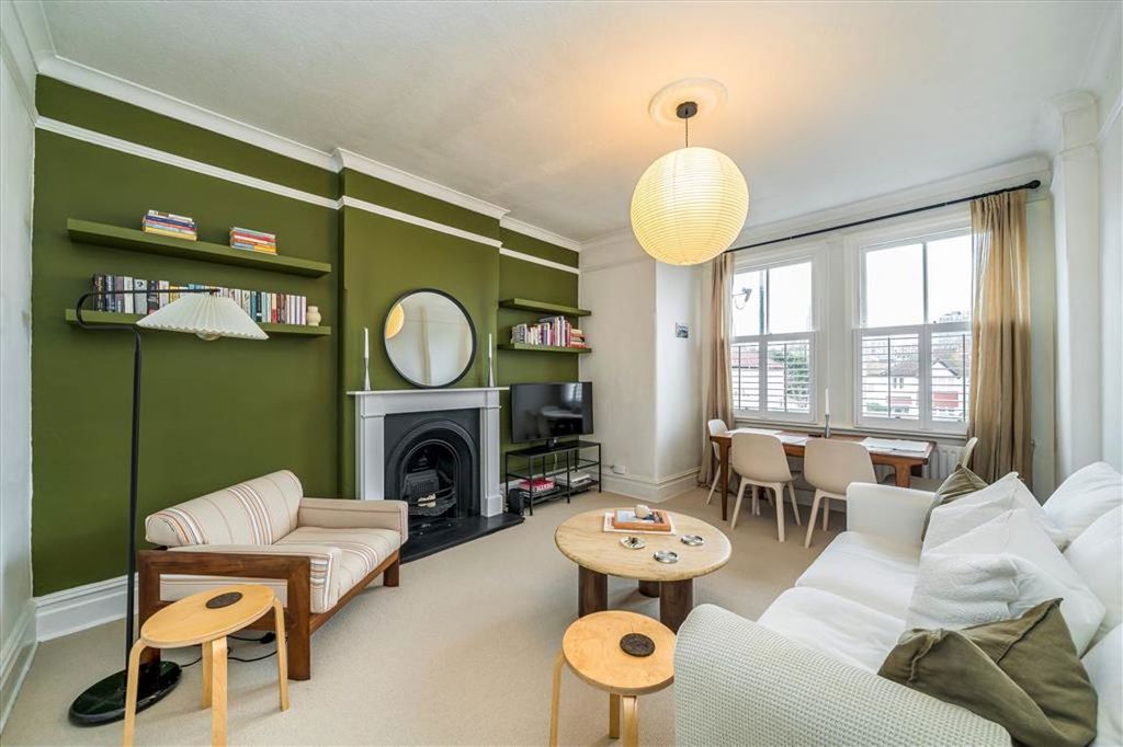 Property photo 2 of 6