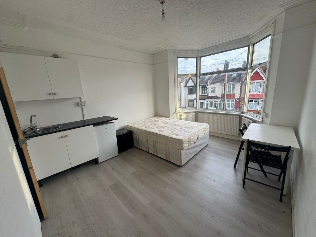 Property photo 2 of 4