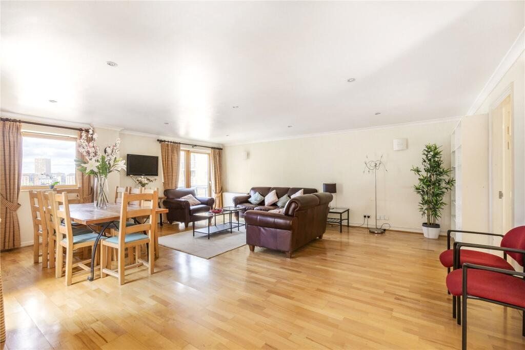 Property photo 2 of 8 Picture No. 01