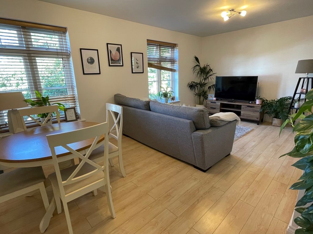 Property photo 2 of 9 Living Dining Area
