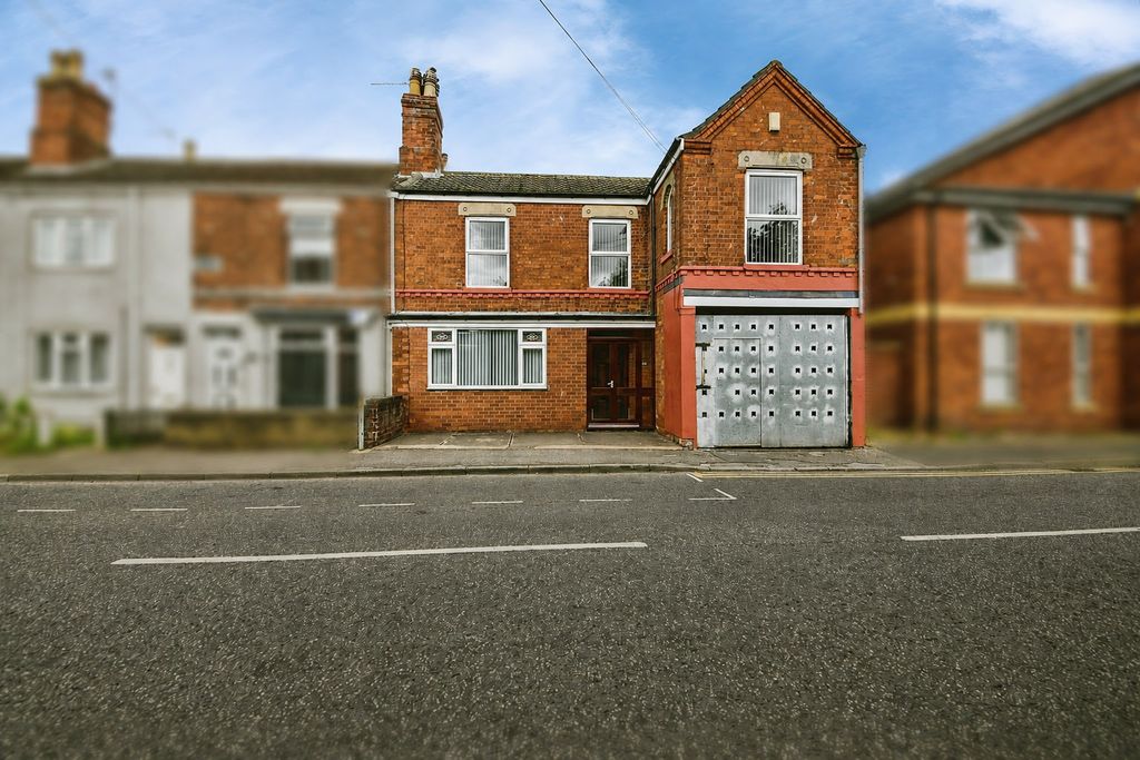 Property photo 1 of 24