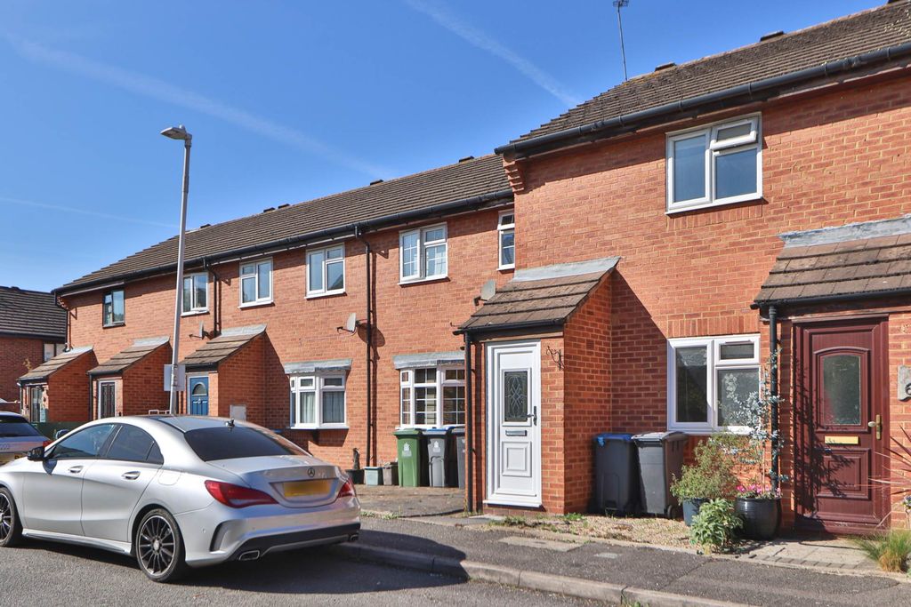 Property photo 1 of 9