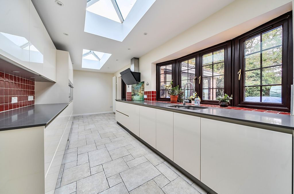 Property photo 2 of 23 13626821468E7d14Ab7335