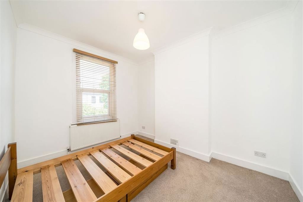 Property photo 3 of 4