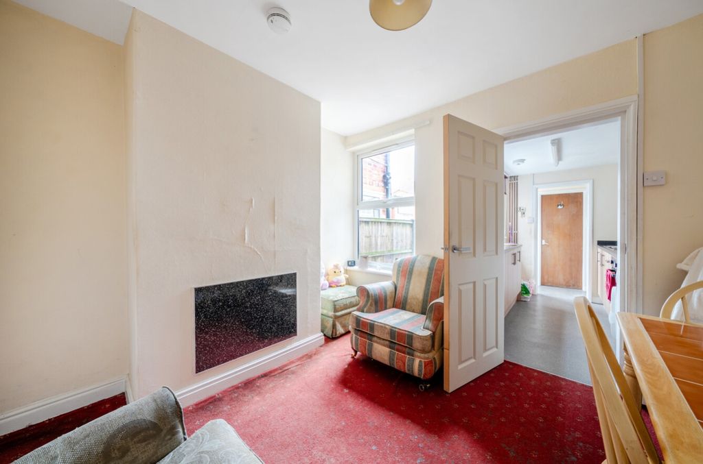 Property photo 2 of 20 1381462-7-691c6B0F55Cb4