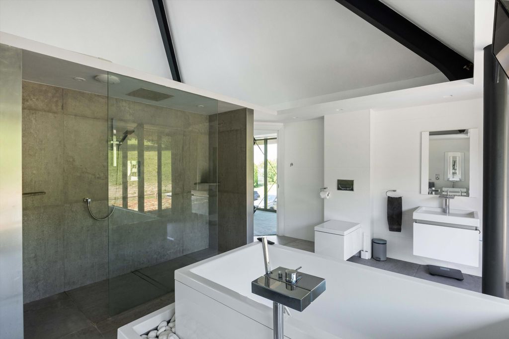 Additional image 20 of 6 bed detached house for saleCleeve Hill Road, Cheltenham, Gloucestershire GL52