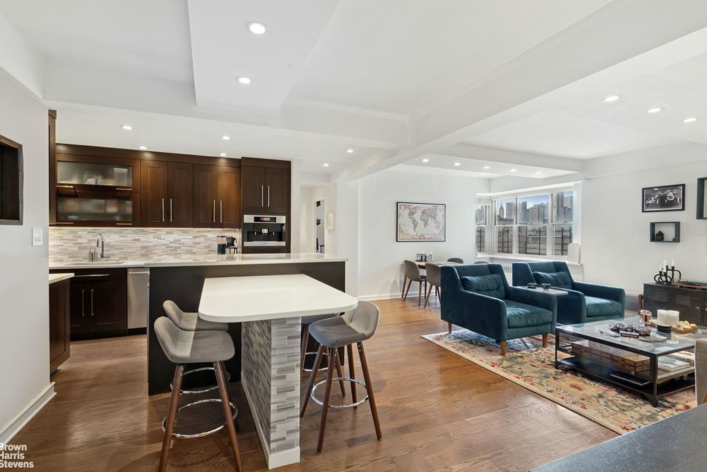 Property photo 2 of 12 <Alttext/>