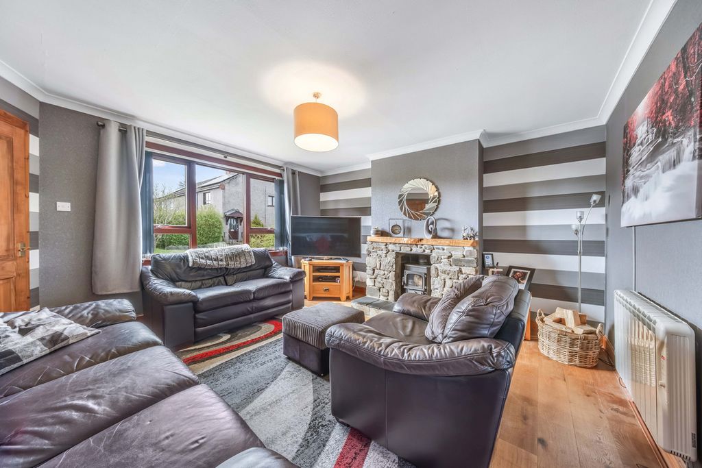 Property photo 3 of 30