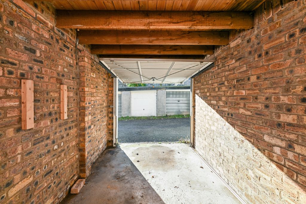 Property photo 3 of 8 Property Image 3