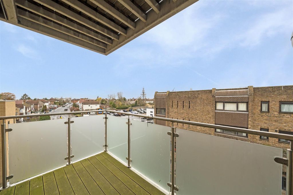 Property photo 2 of 9 Bra05304.Jpg