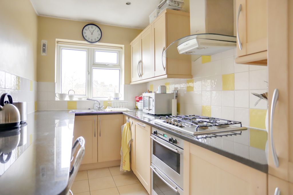 Property photo 3 of 10 Img_9632-Img_9634 - Copy