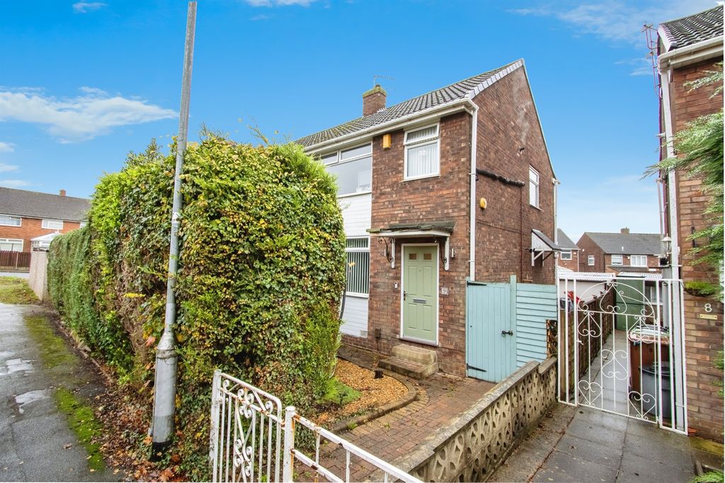 Property photo 1 of 12