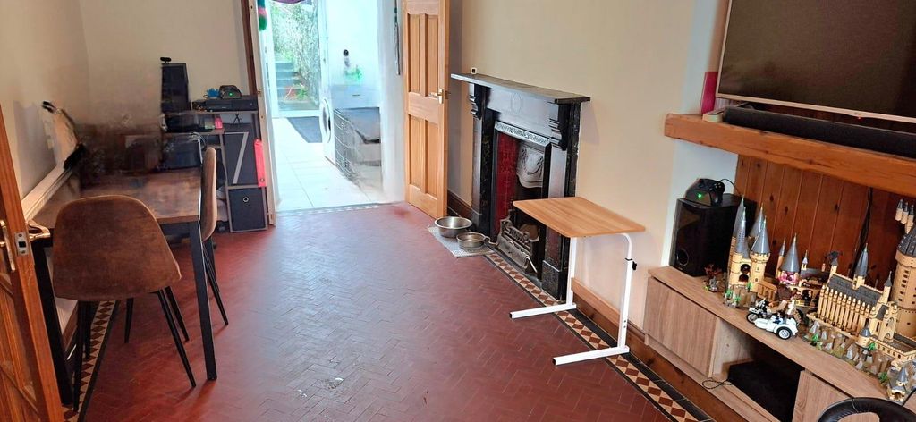 Property photo 3 of 11 63244cd0-Bc4F-41dc-974F-395A9Fd3A8dc.Jpg