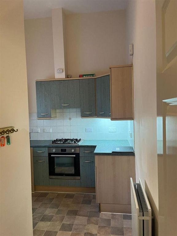 Property photo 3 of 9 Cardinal Mew - 2.Jpg