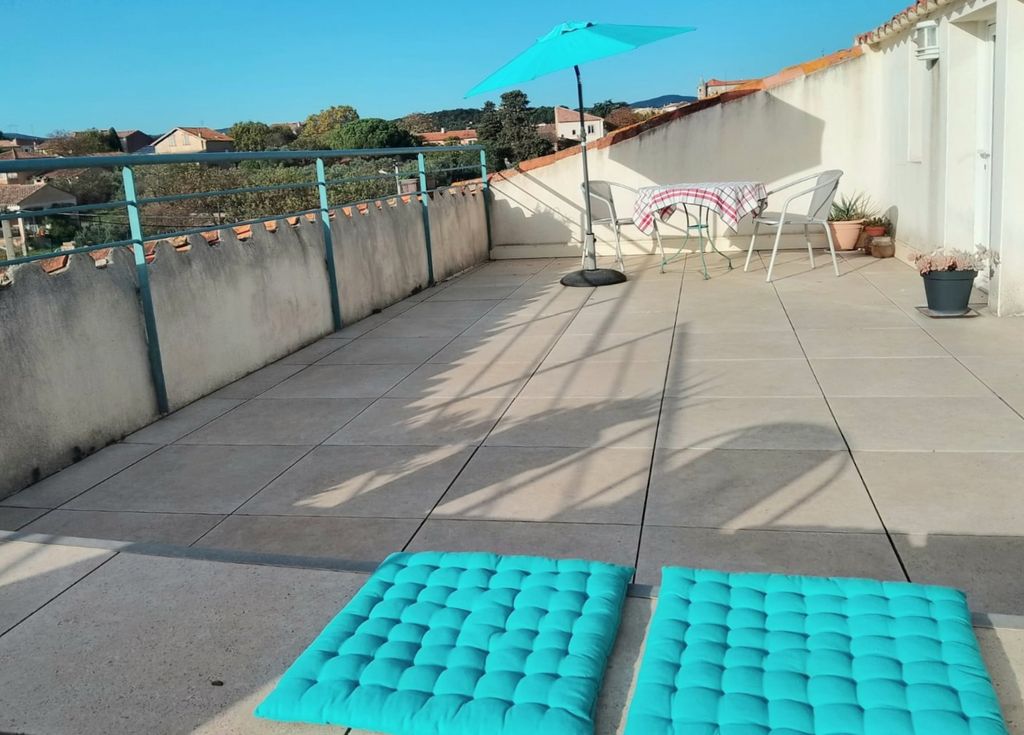 Property photo 3 of 32