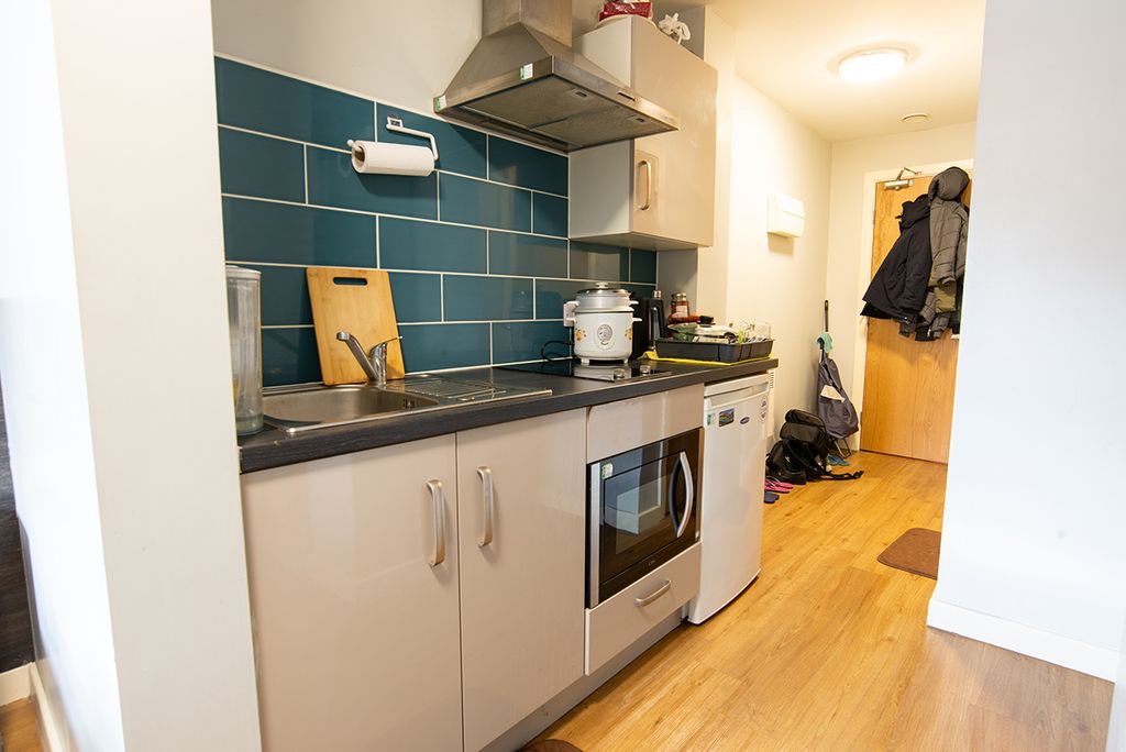 Property photo 3 of 23