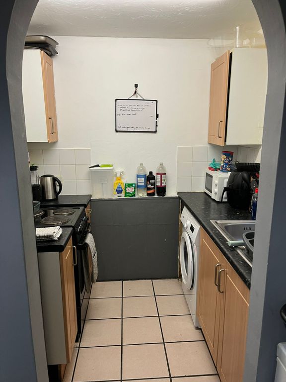 Property photo 3 of 5