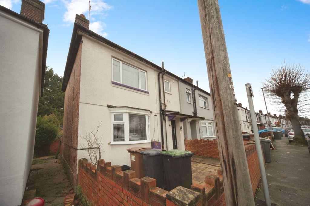 Property photo 3 of 14