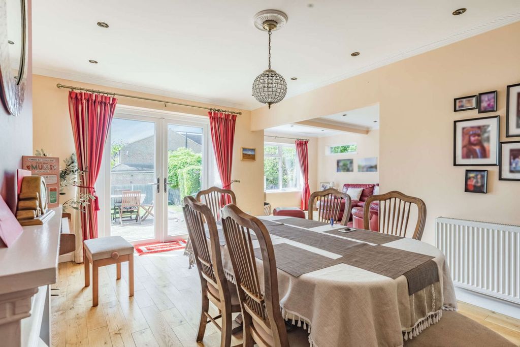 Property photo 2 of 19