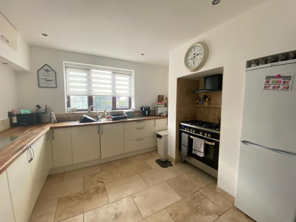 Property photo 3 of 9 Image