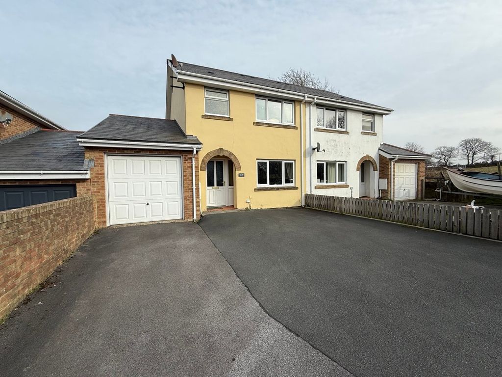 Property photo 1 of 30