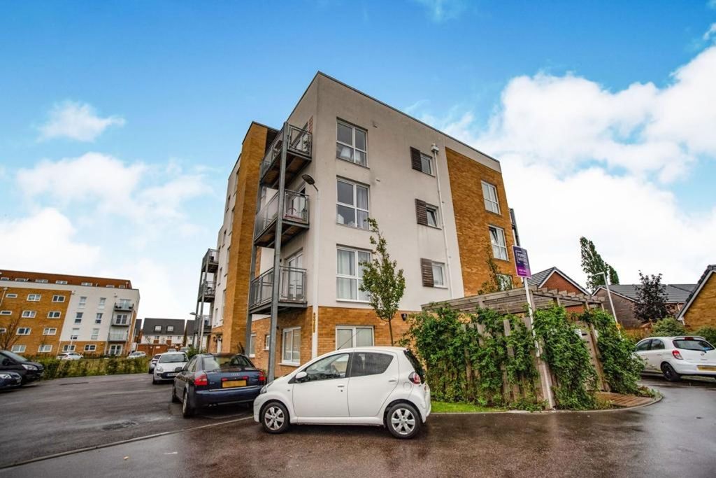 Property photo 1 of 13