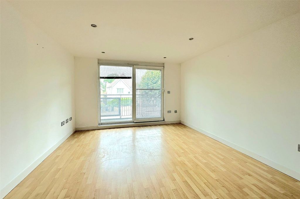 Property photo 2 of 8 Picture No. 09