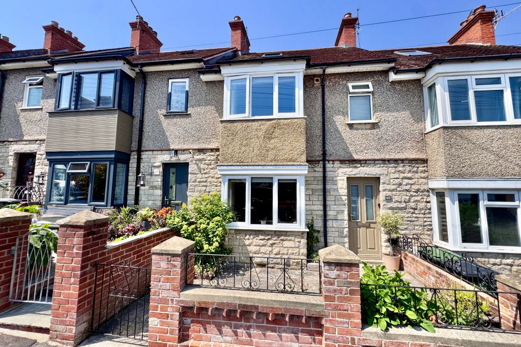 Property photo 1 of 13