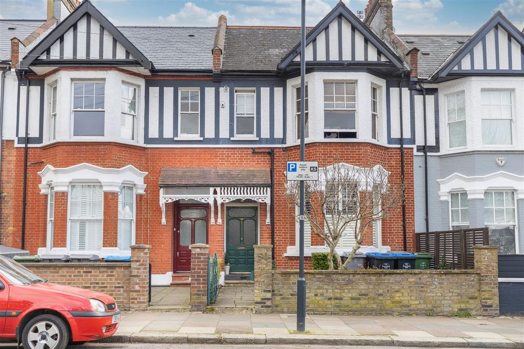 Property photo 2 of 13