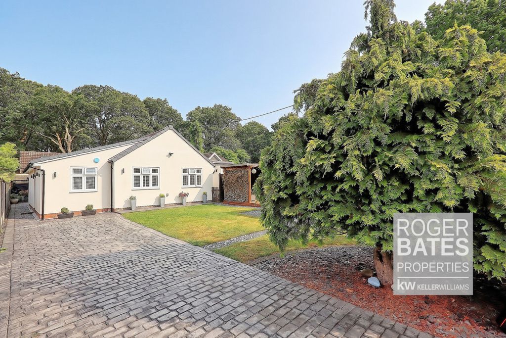 Property photo 1 of 27