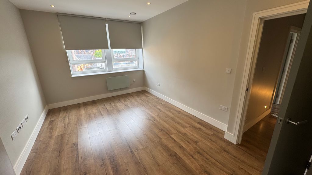 Property photo 3 of 7 Living Room