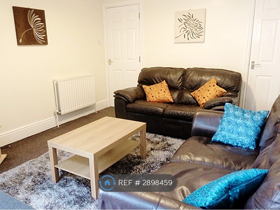 Property photo 2 of 7