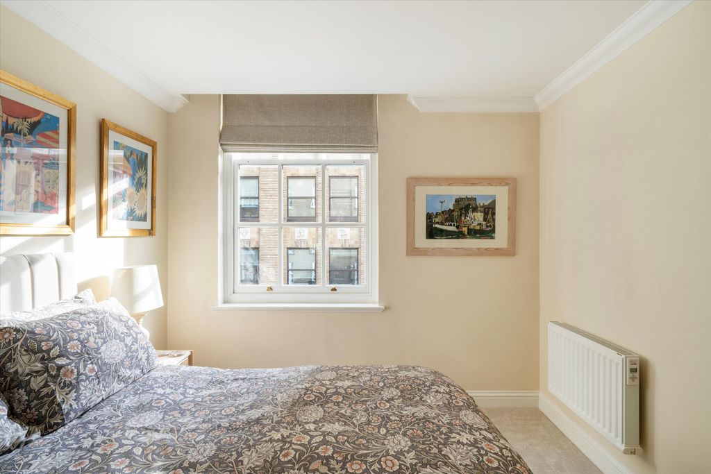 Property photo 2 of 22 Image