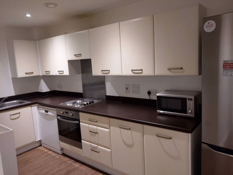 Property photo 3 of 7 Photo 13