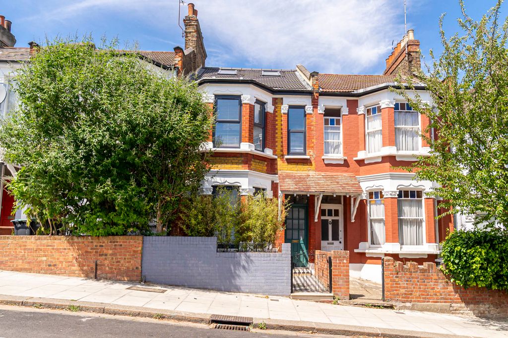 Property photo 2 of 26 Ndb06005-Edit
