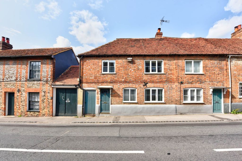 Property photo 1 of 12