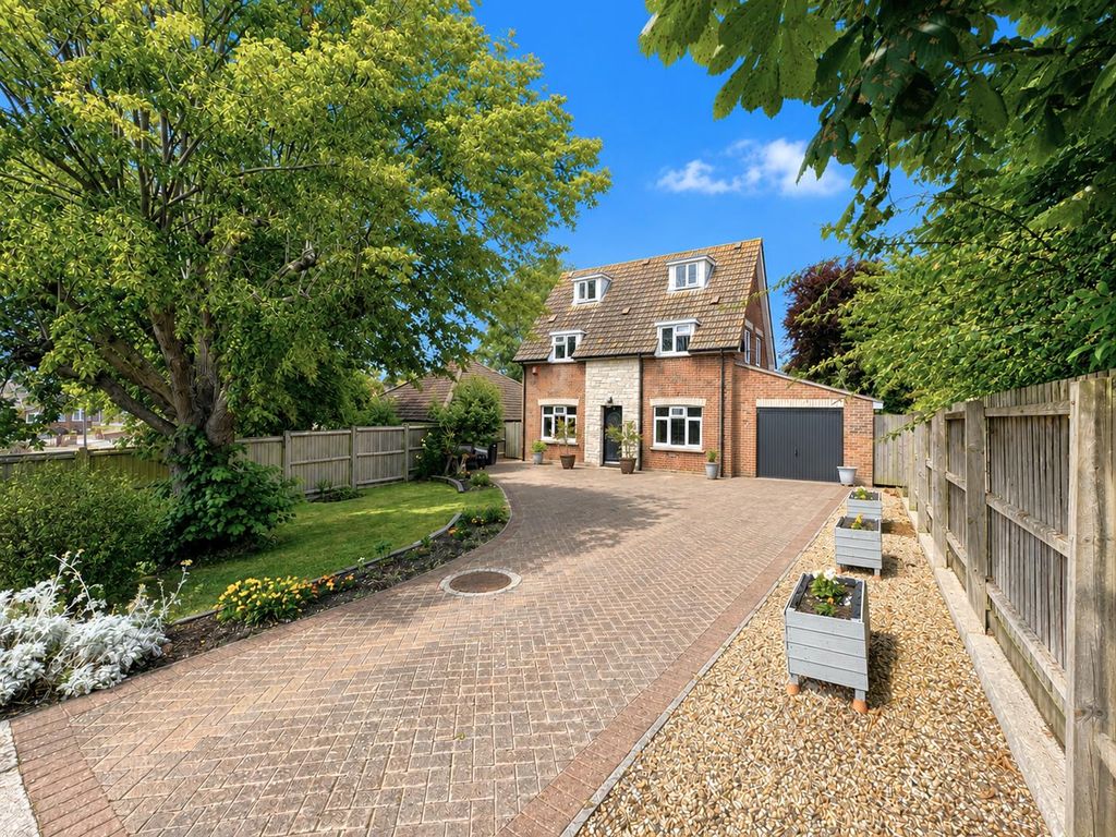 Property photo 1 of 22 1.Png